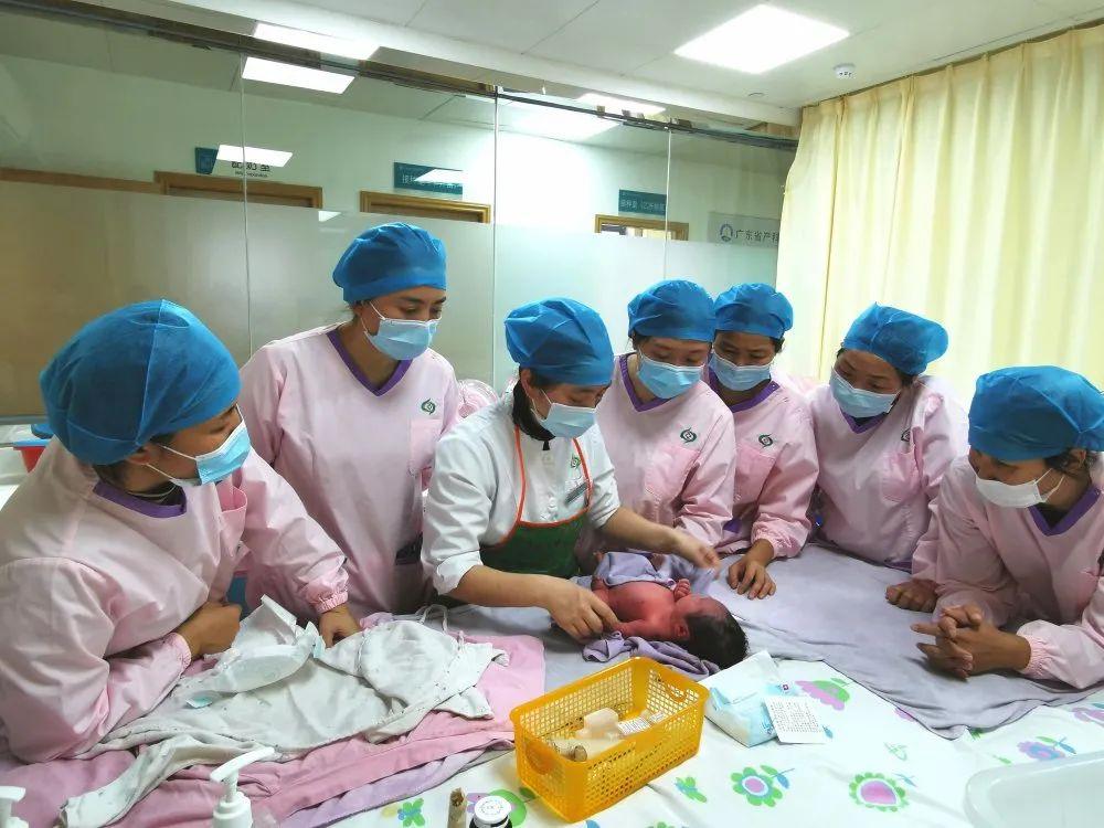 枣阳市妇婴监护型护送